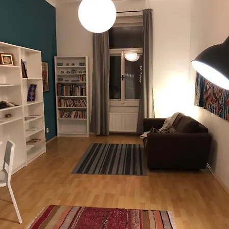 Charming 2 Bd Vinohrady Apartament Praga