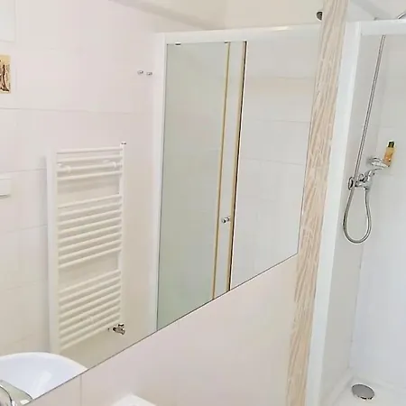 Charming 2 Bd Vinohrady Prag