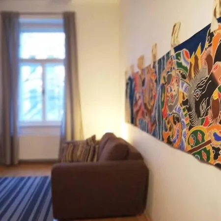 Charming 2 Bd Vinohrady *